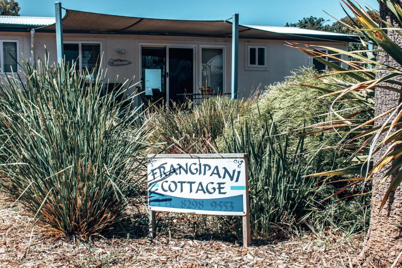 Linger Longer Cottages Port Elliot Exterior foto